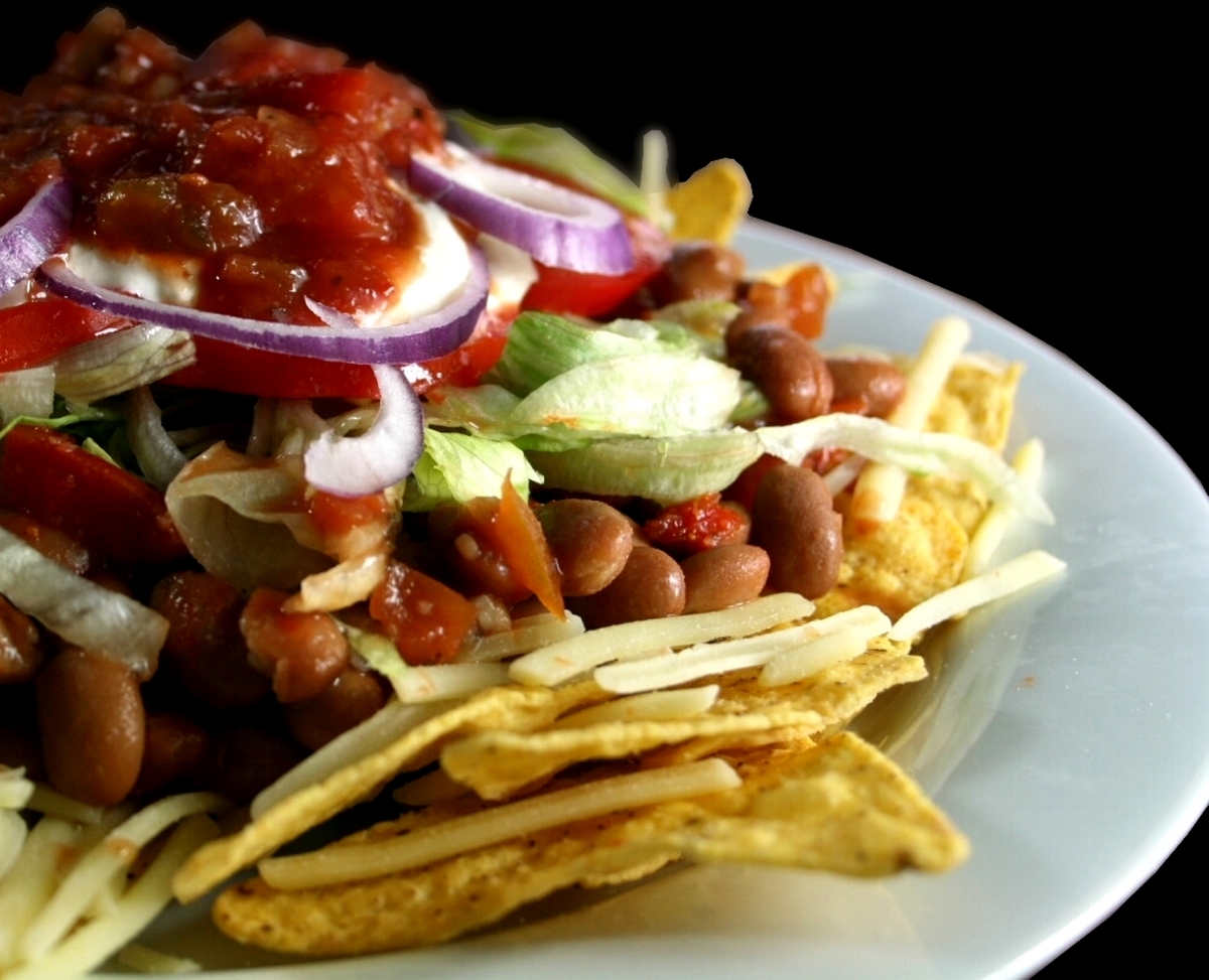 HULLY GULLY (FRITO CHILI SALAD)