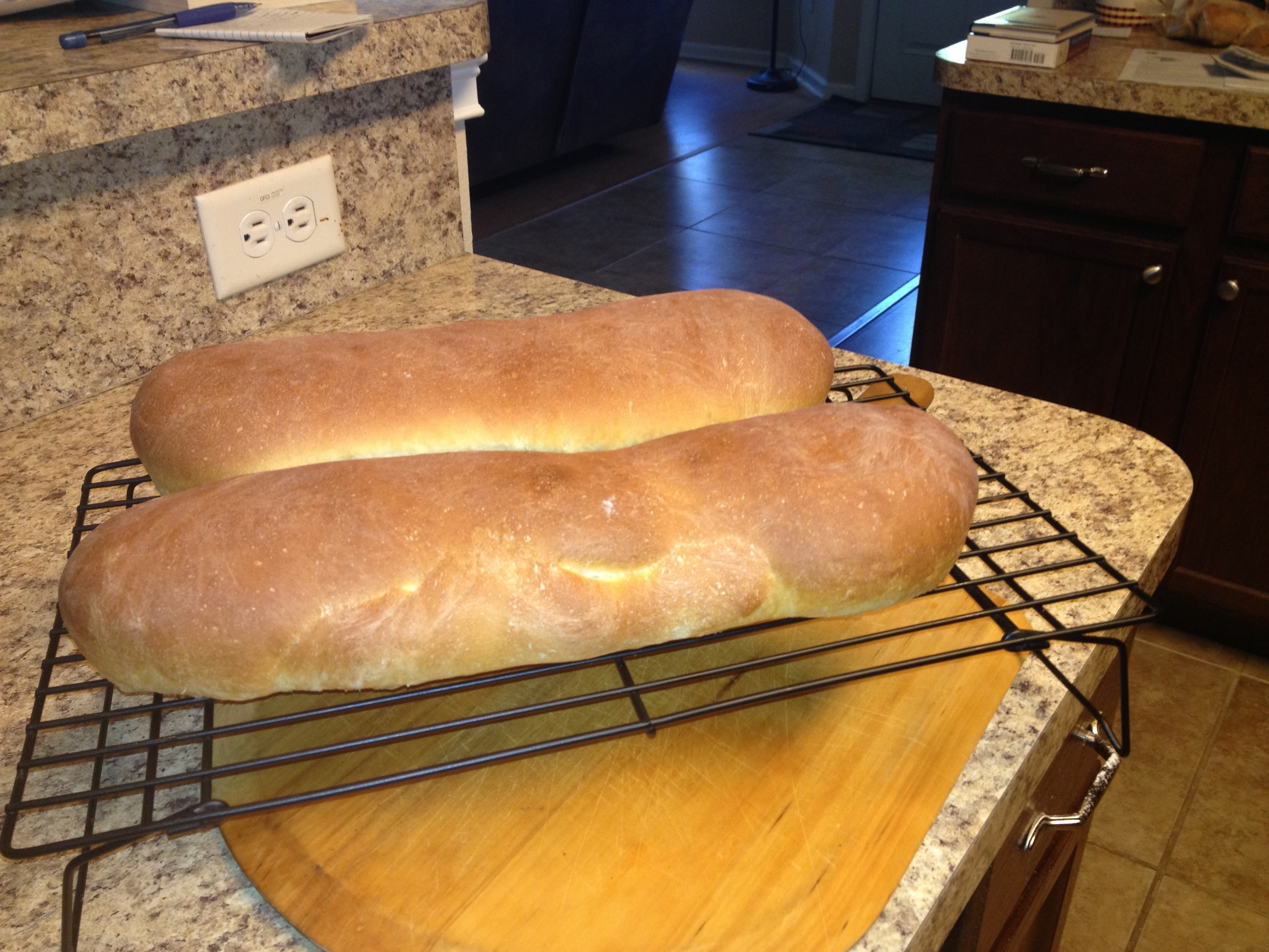 AVANTI'S BREAD