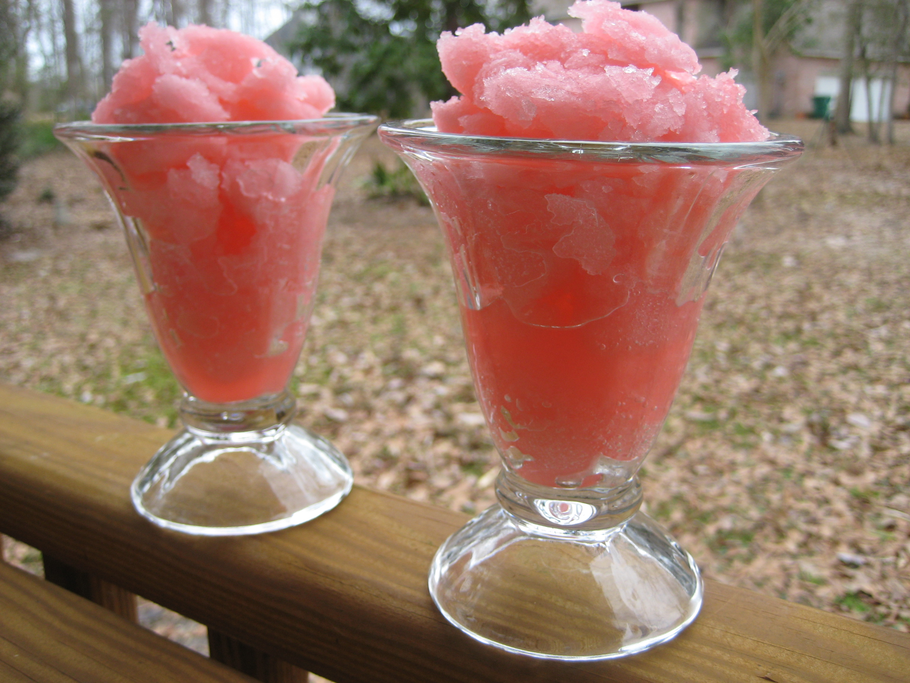 PICK-YOUR-FLAVOR BLENDER SLUSHIES