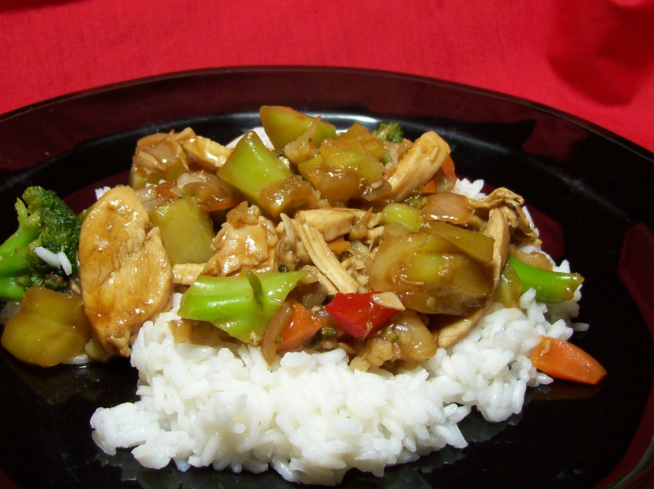 CHICKEN PINEAPPLE STIR- FRY