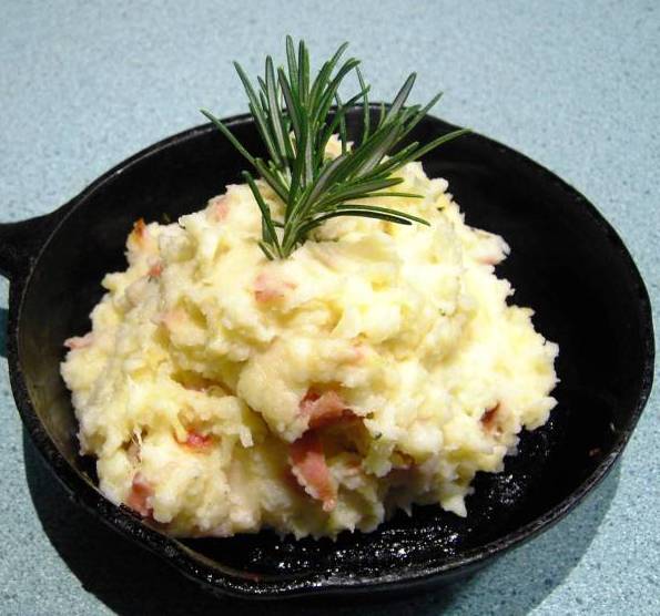 MASHED POTATOES WITH PROSCIUTTO AND PARMESAN CHEESE