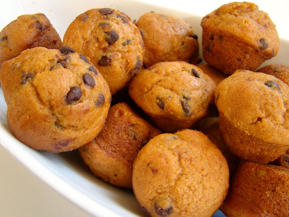 LITE OR LIGHT PUMPKIN CHOCOLATE CHIP MUFFINS