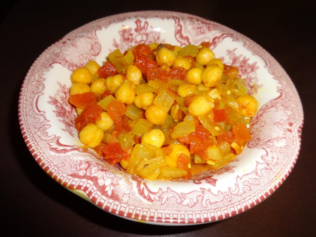 CHICKPEA CURRY (GARBANZOS)