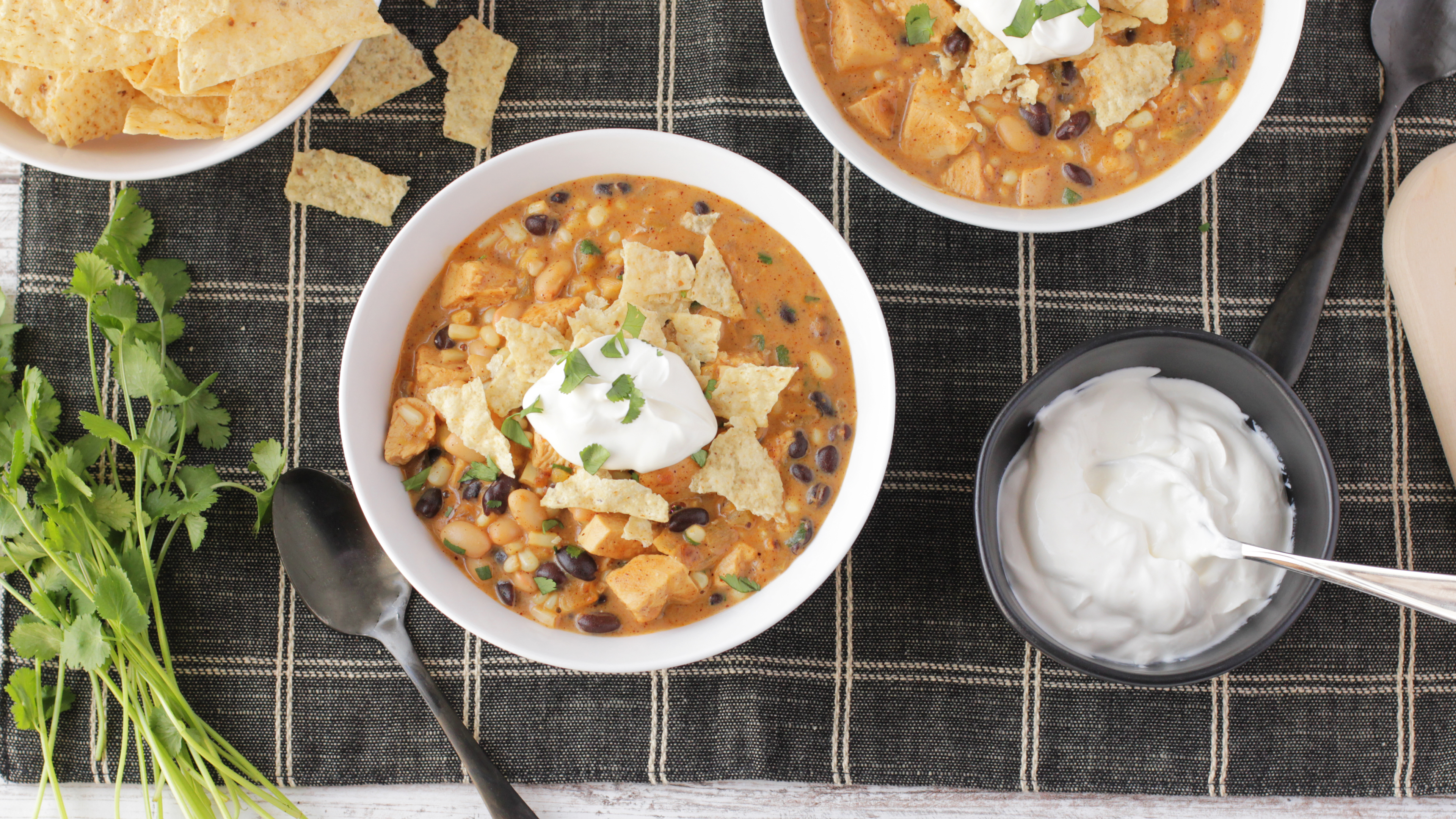 Black & White Bean Chicken Chili