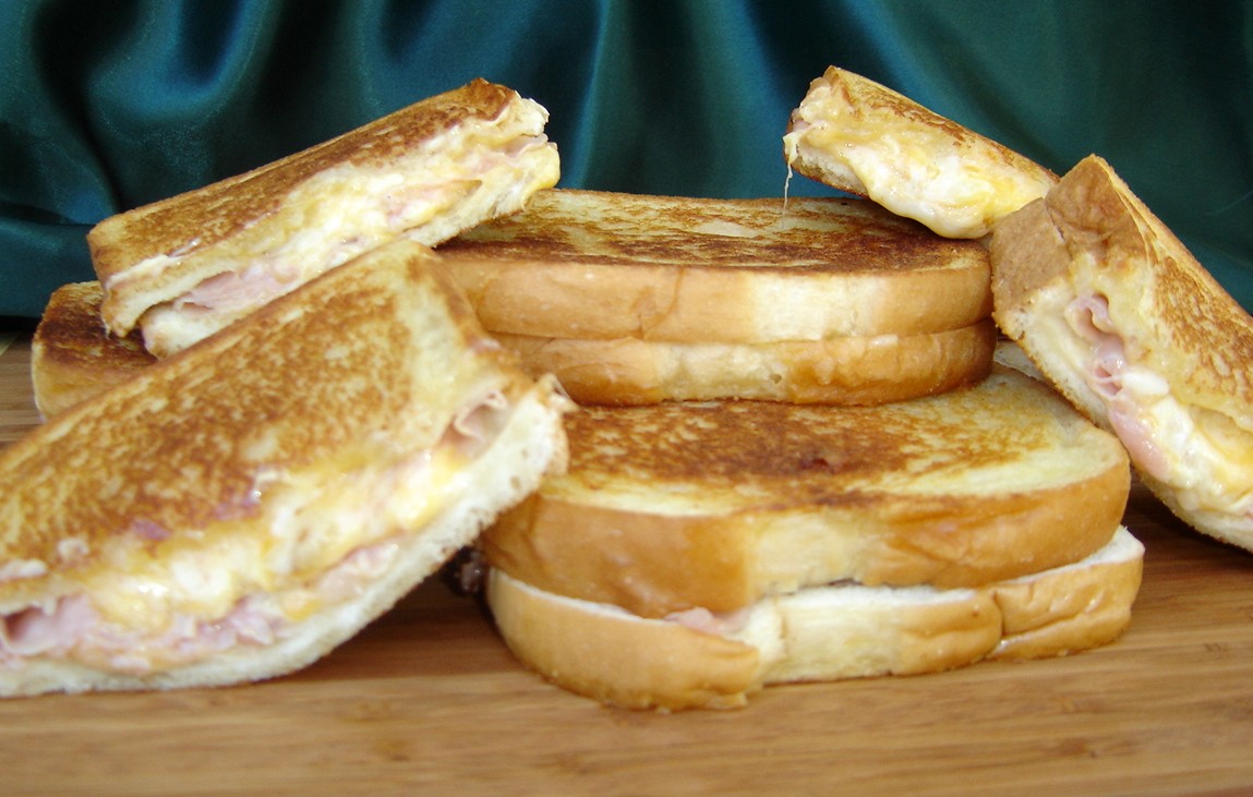 INCREDIBLE GRILL CHEESE SANDWICHES