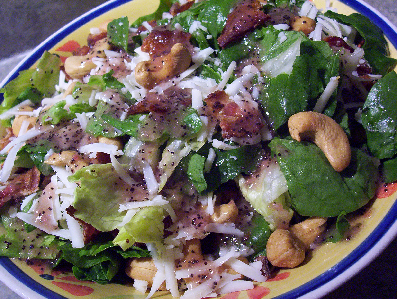 SPINACH CASHEW SALAD