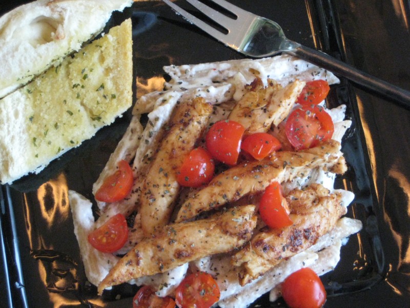 BAYOU PASTA WITH CHICKEN ( COPYCAT CHILI'S CAJUN CHICKEN PASTA )