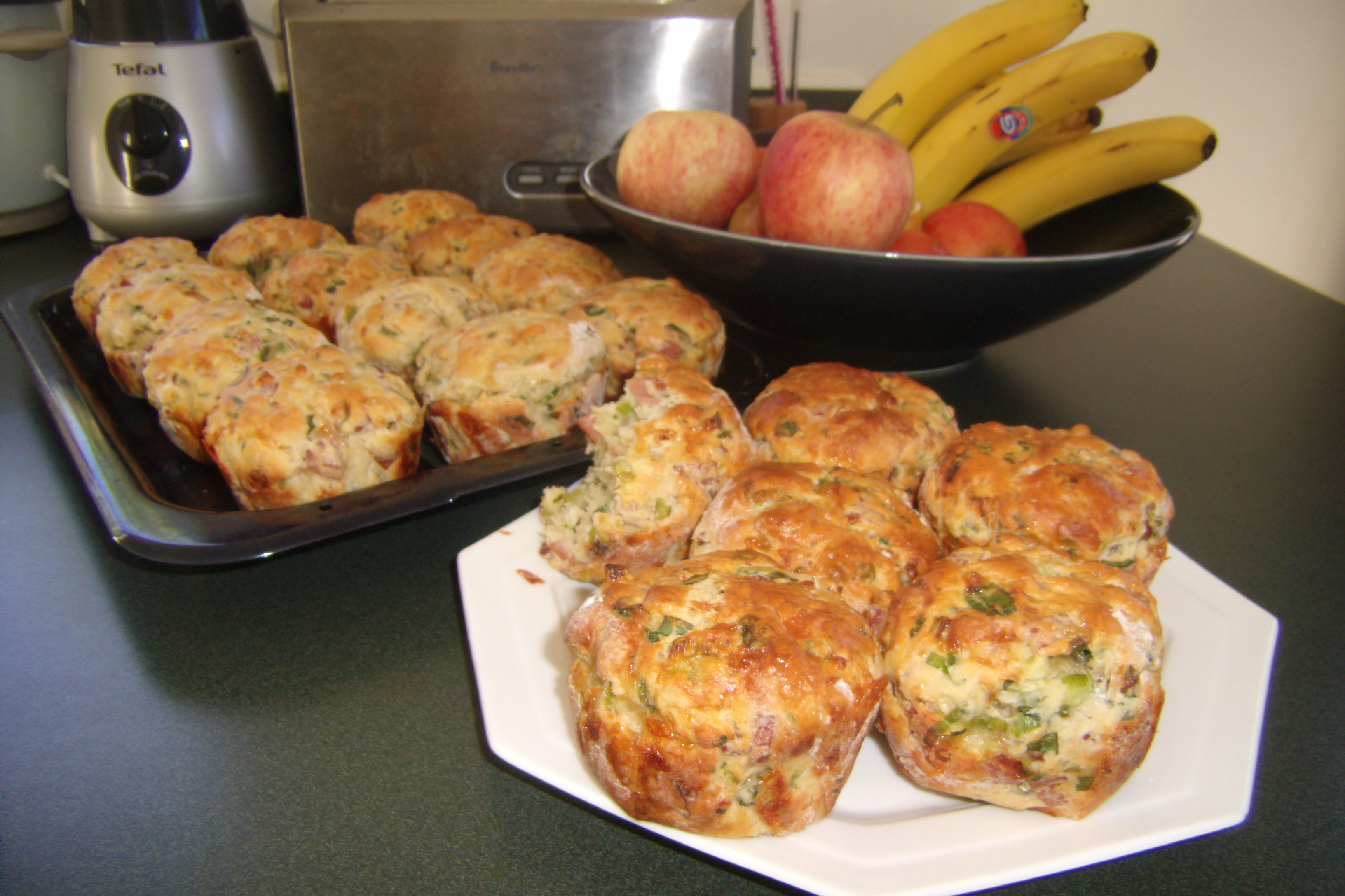 CHEESE & BACON BREAKFAST MUFFINS