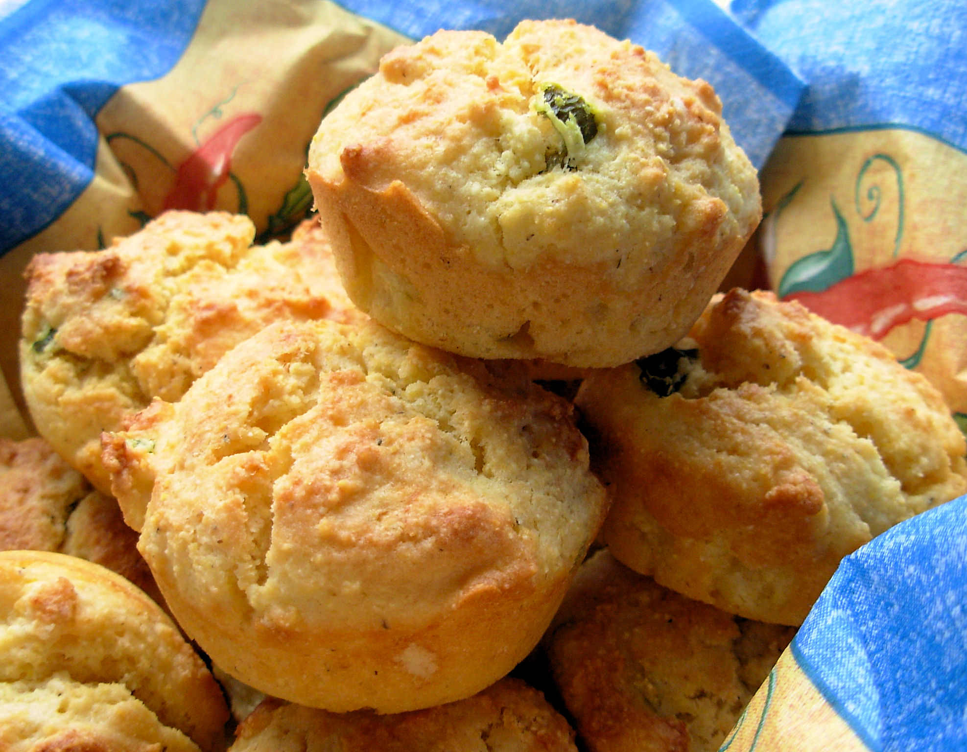 👑 Easy KICKS LIKE A MULE - MEXICAN JALAPENO AND CORNBREAD MUFFINS!