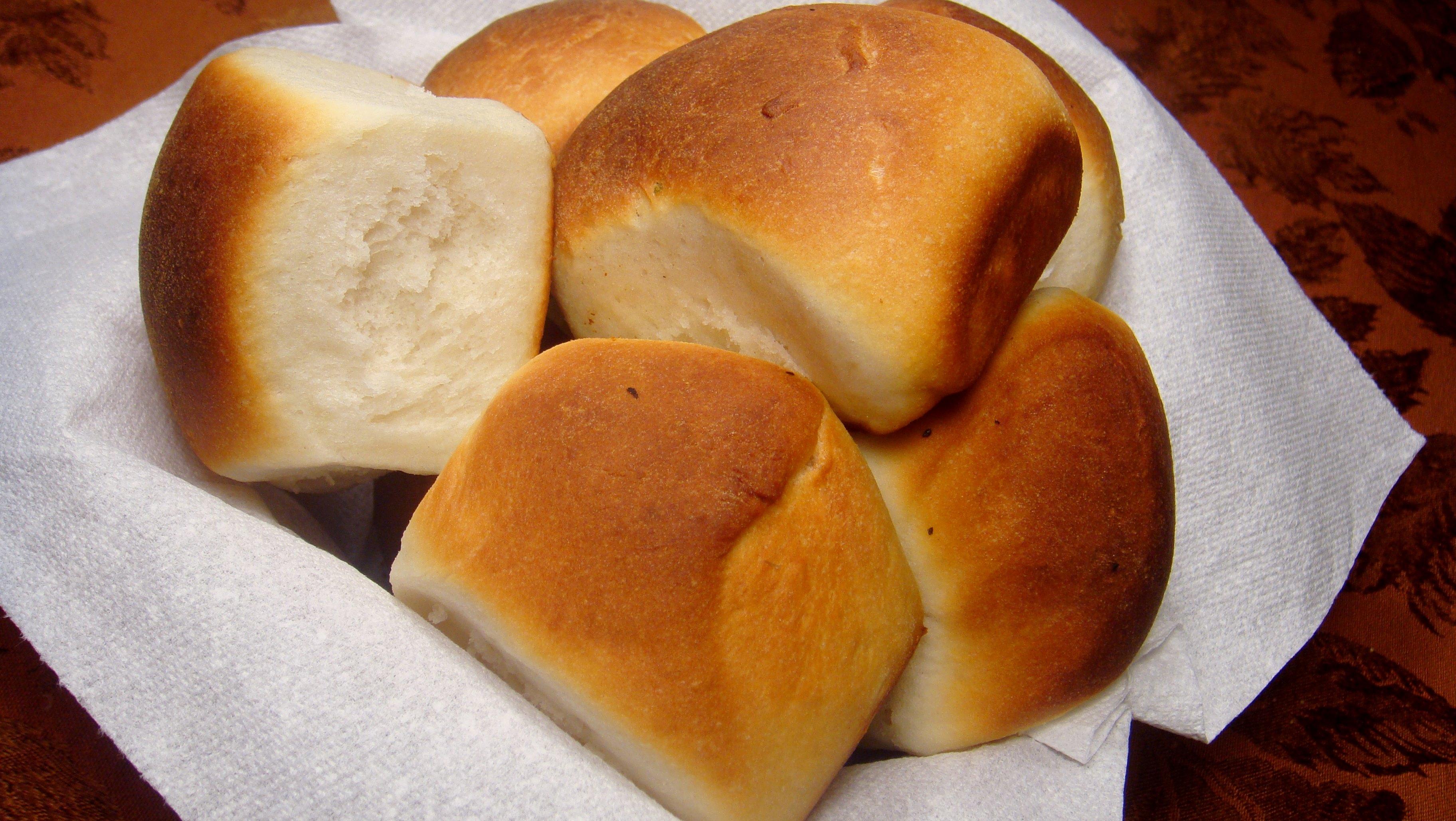 DINNER ROLLS IN ONE HOUR