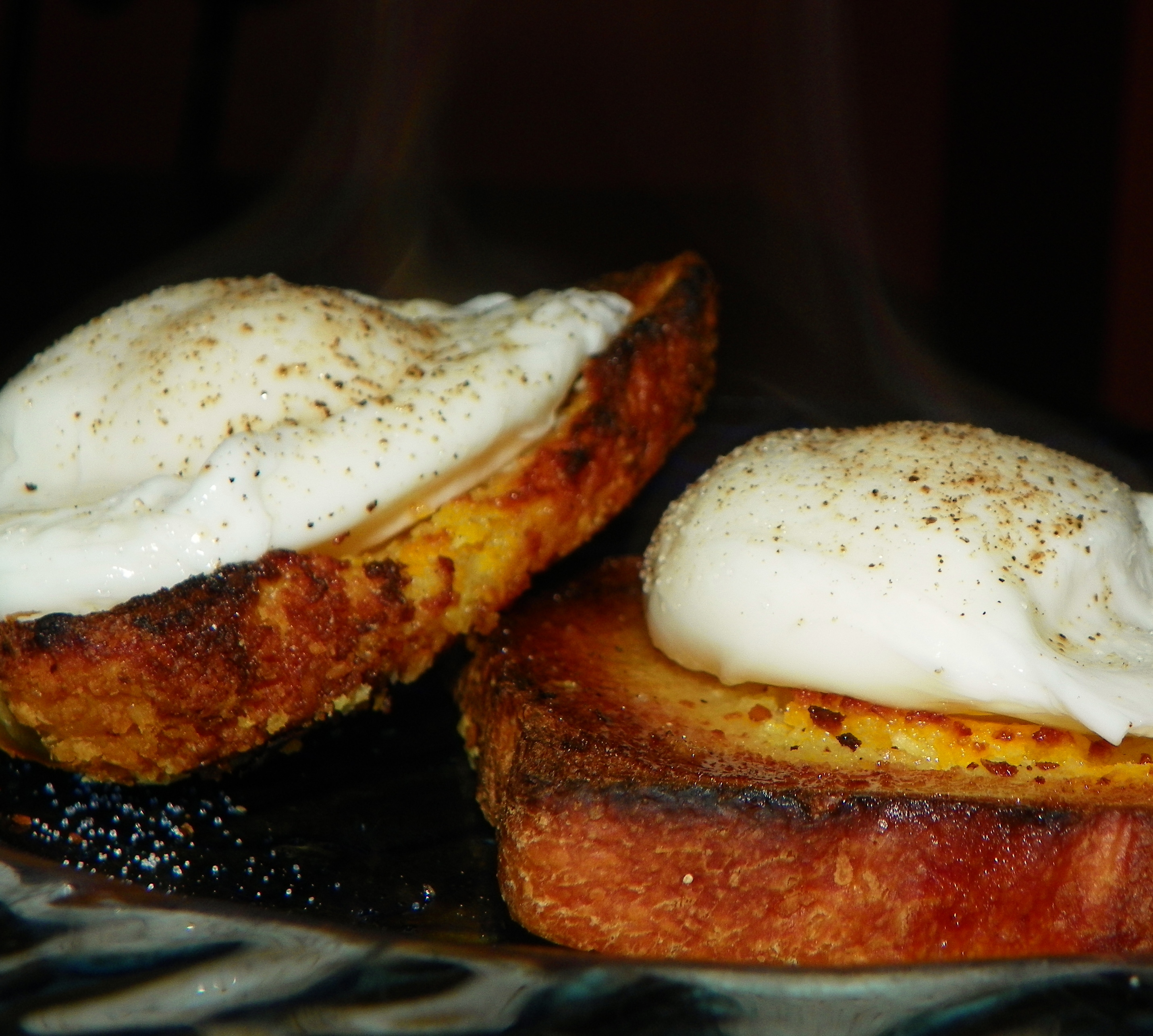 KITTENCAL'S PERFECT POACHED EGGS