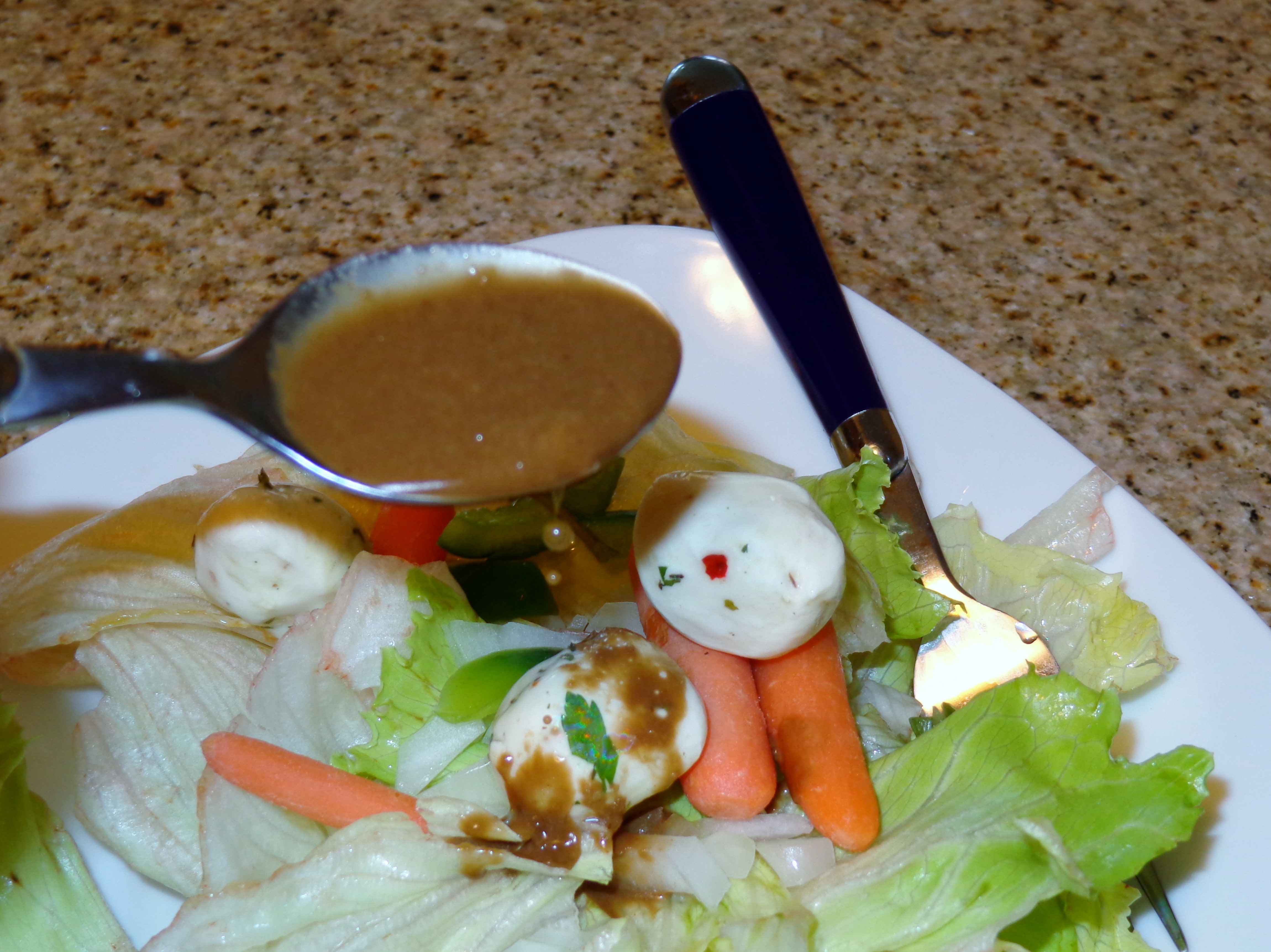 ITALIAN BALSAMIC SALAD DRESSING