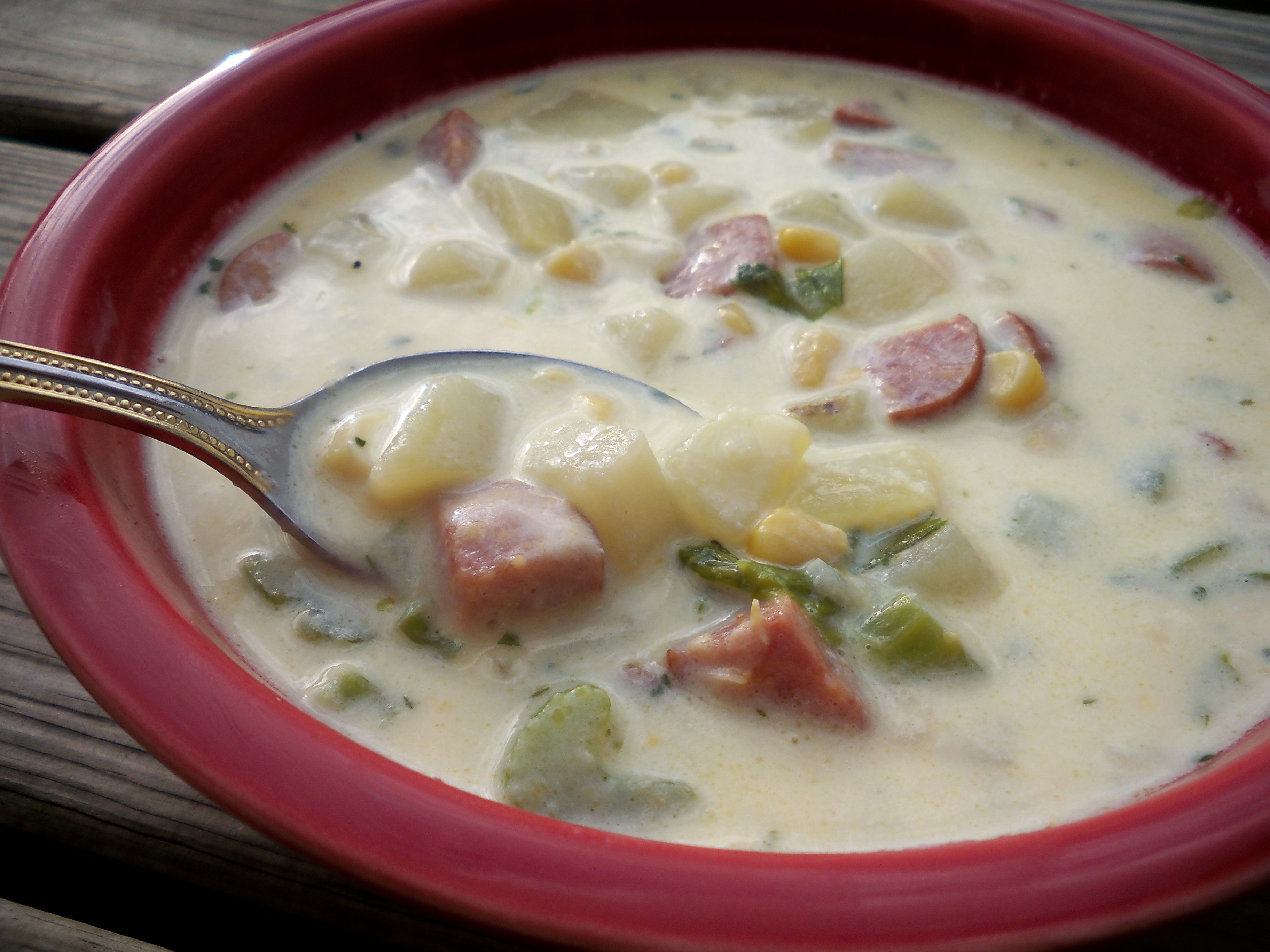 SAUSAGE AND POTATO SOUP