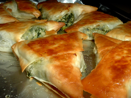 GREEK SPINACH TRIANGLES GREEK SPINACH TRIANGLES