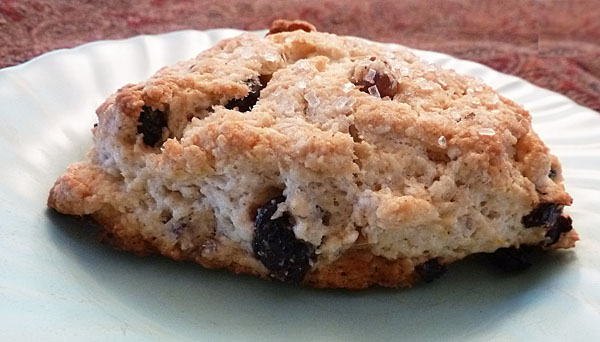 BLUEBERRY AND PECAN SCONES