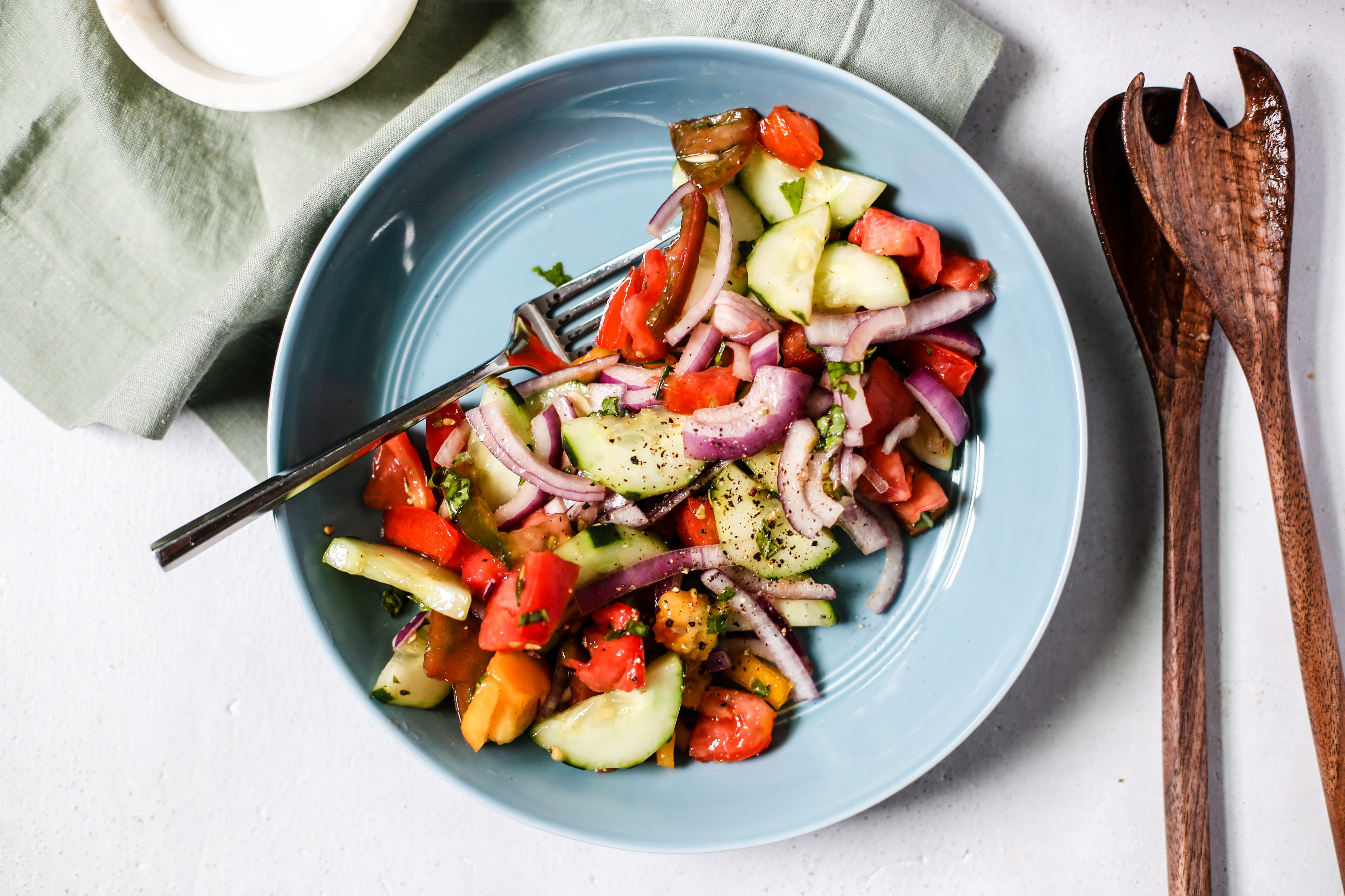 HEALTHY CUCUMBER-TOMATO SALAD