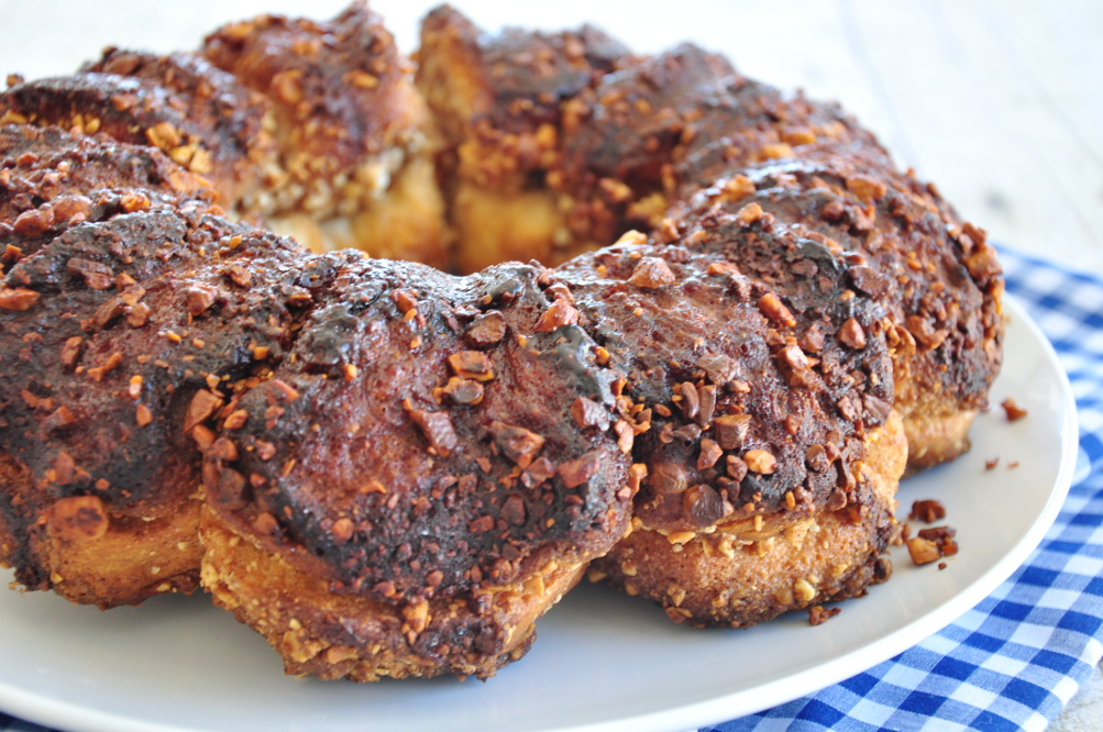 PULL-APART MONKEY BREAD