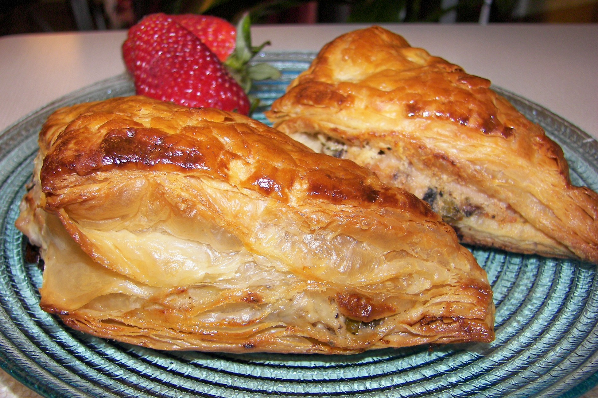 CREAMY CHICKEN AND GARLIC PICNIC PASTIES-PARCELS WITH BOURSIN