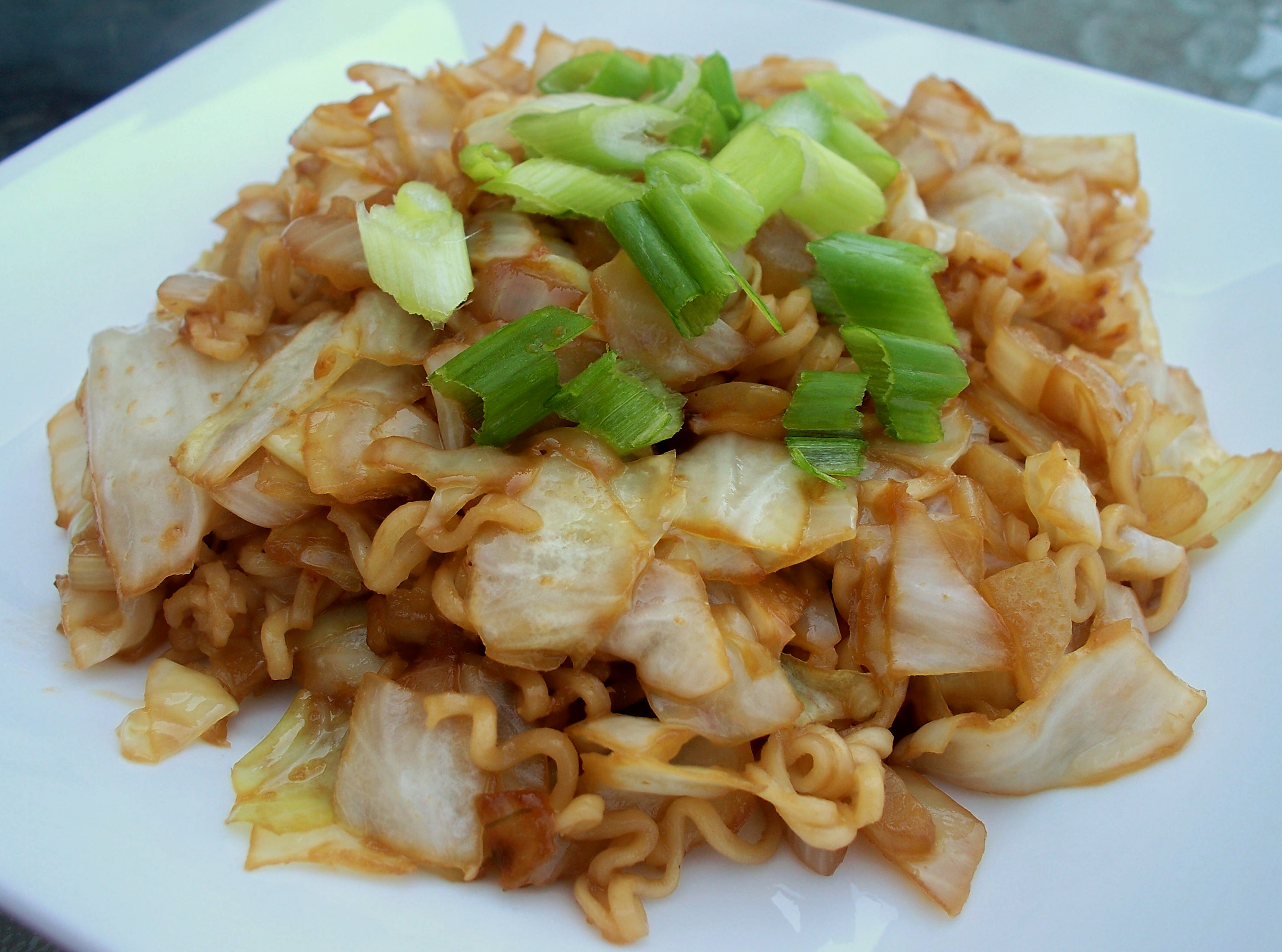 MOM'S YAKISOBA(JAPANESE FRIED NOODLES)