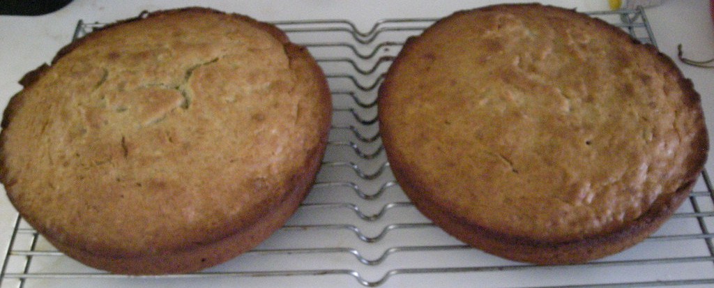 BANANA CAKE