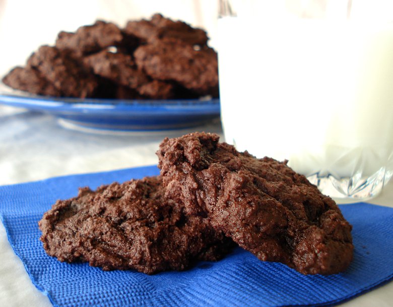 LOWER FAT DOUBLE CHOCOLATE CHIP COOKIES (WW)