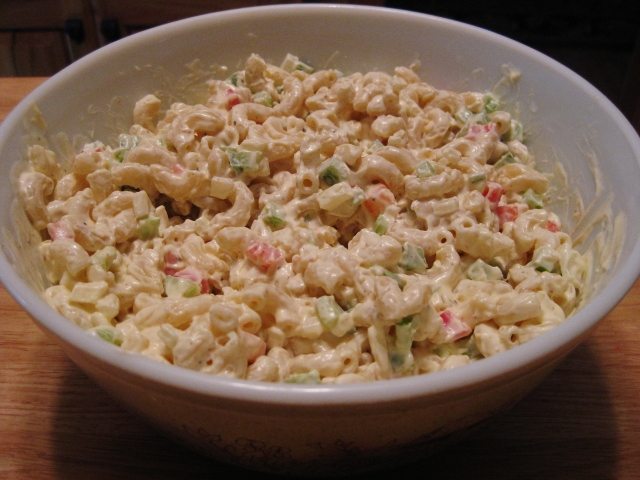 HELLMANN'S CLASSIC MACARONI SALAD