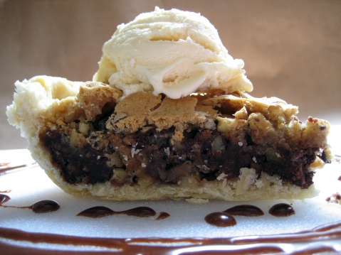 NESTLE TOLL HOUSE CHOCOLATE CHIP PIE