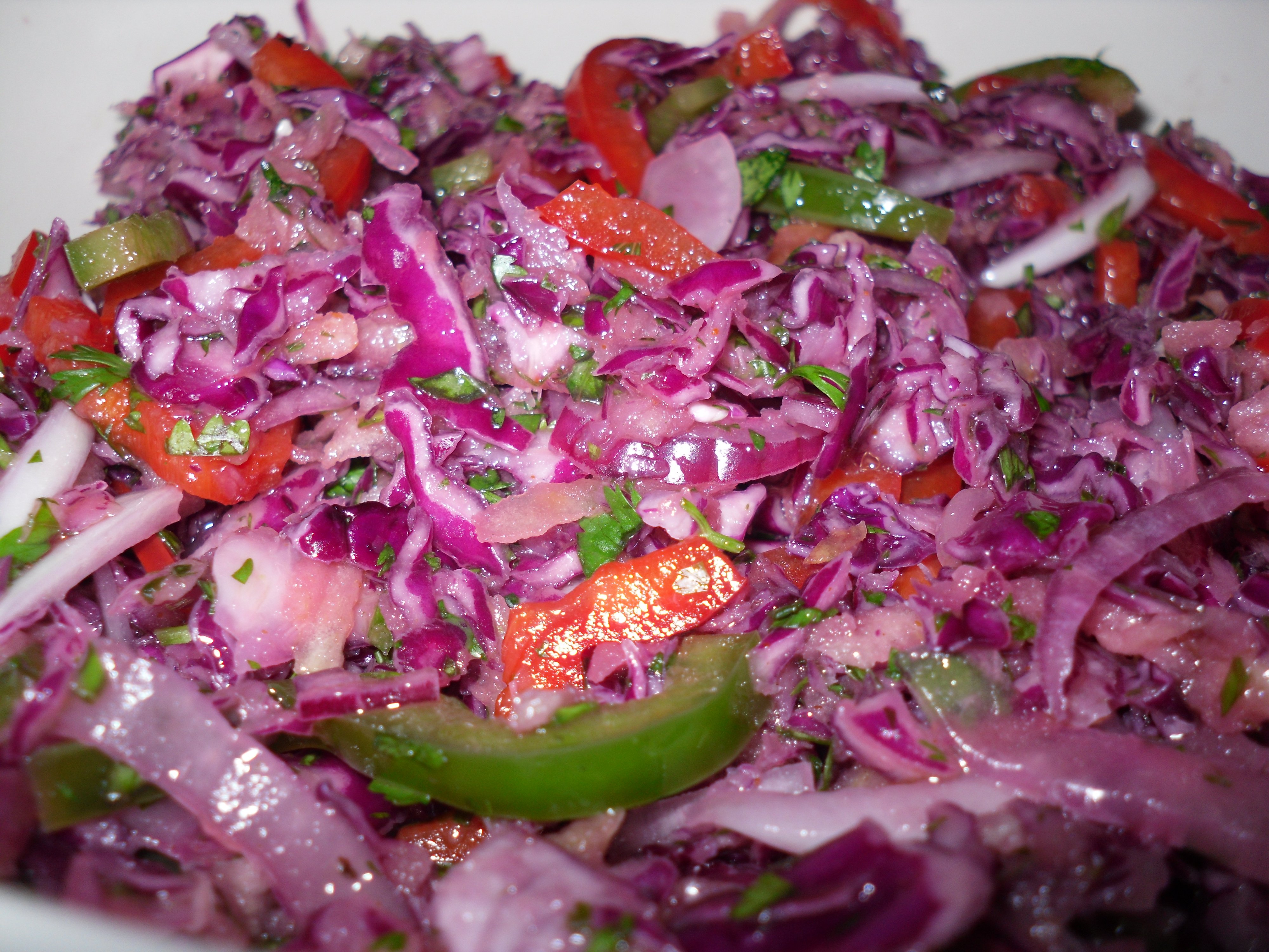 JICAMA CILANTRO RED CABBAGE SLAW