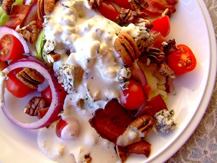 😊  LETTUCE WEDGE SALAD - LIKE OUTBACK