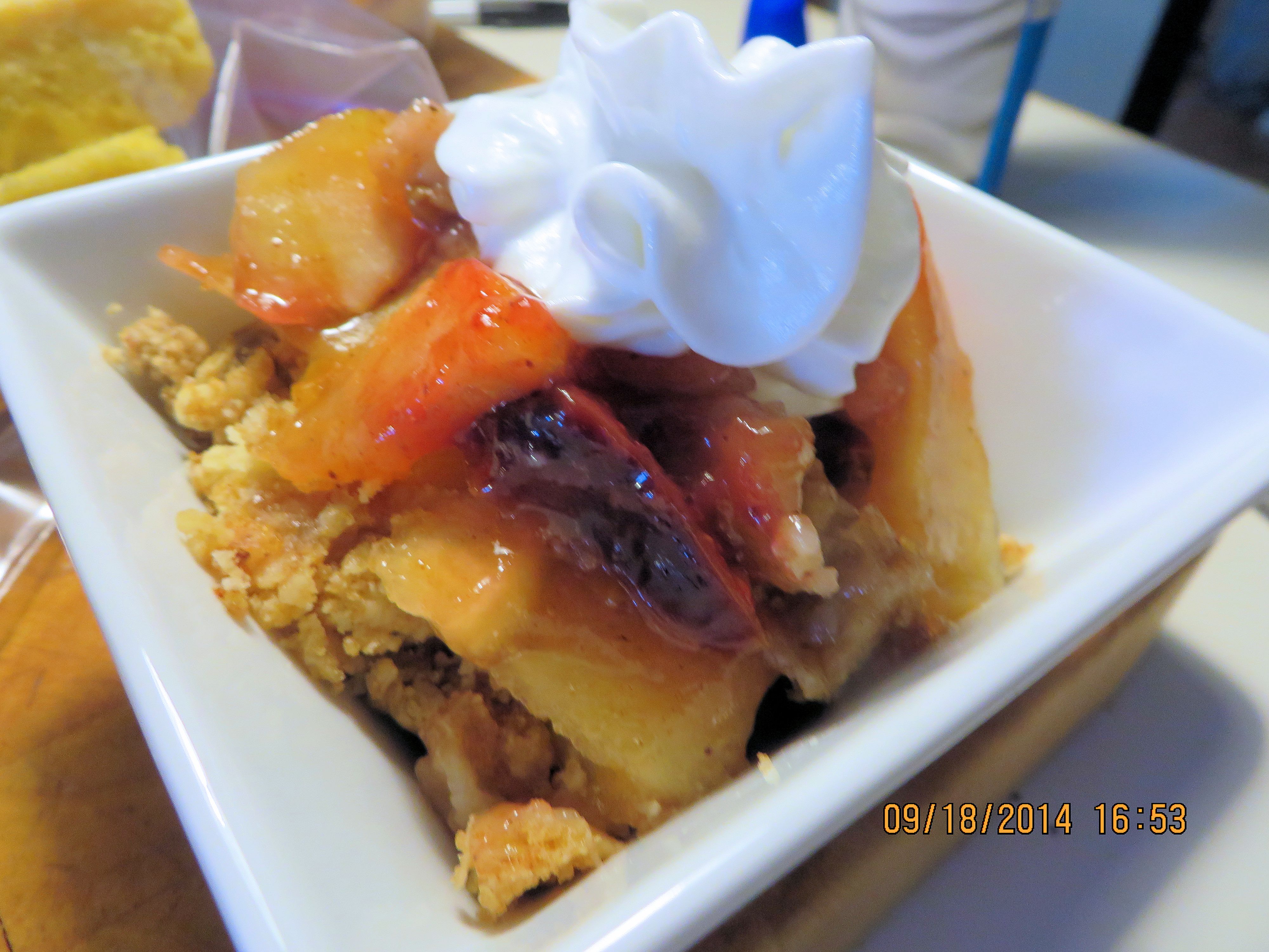 ❧  E.Z APPLE CRUMBLE