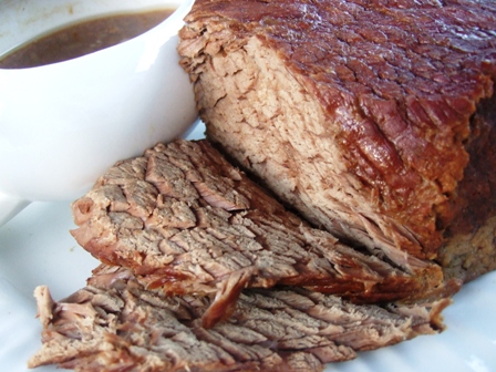 CROCK POT ROAST BEEF WITH GRAVY