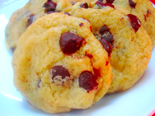 CHOCOLATE CHIP COOKIES