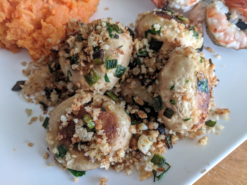 GARLIC BUTTON MUSHROOMS WITH BREADCRUMBS GARLIC BUTTON MUSHROOMS WITH BREADCRUMBS