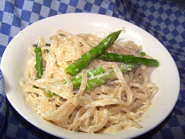 🎧 The Best FETTUCCINE WITH FRESH ASPARAGUS AND LEMON CREAM