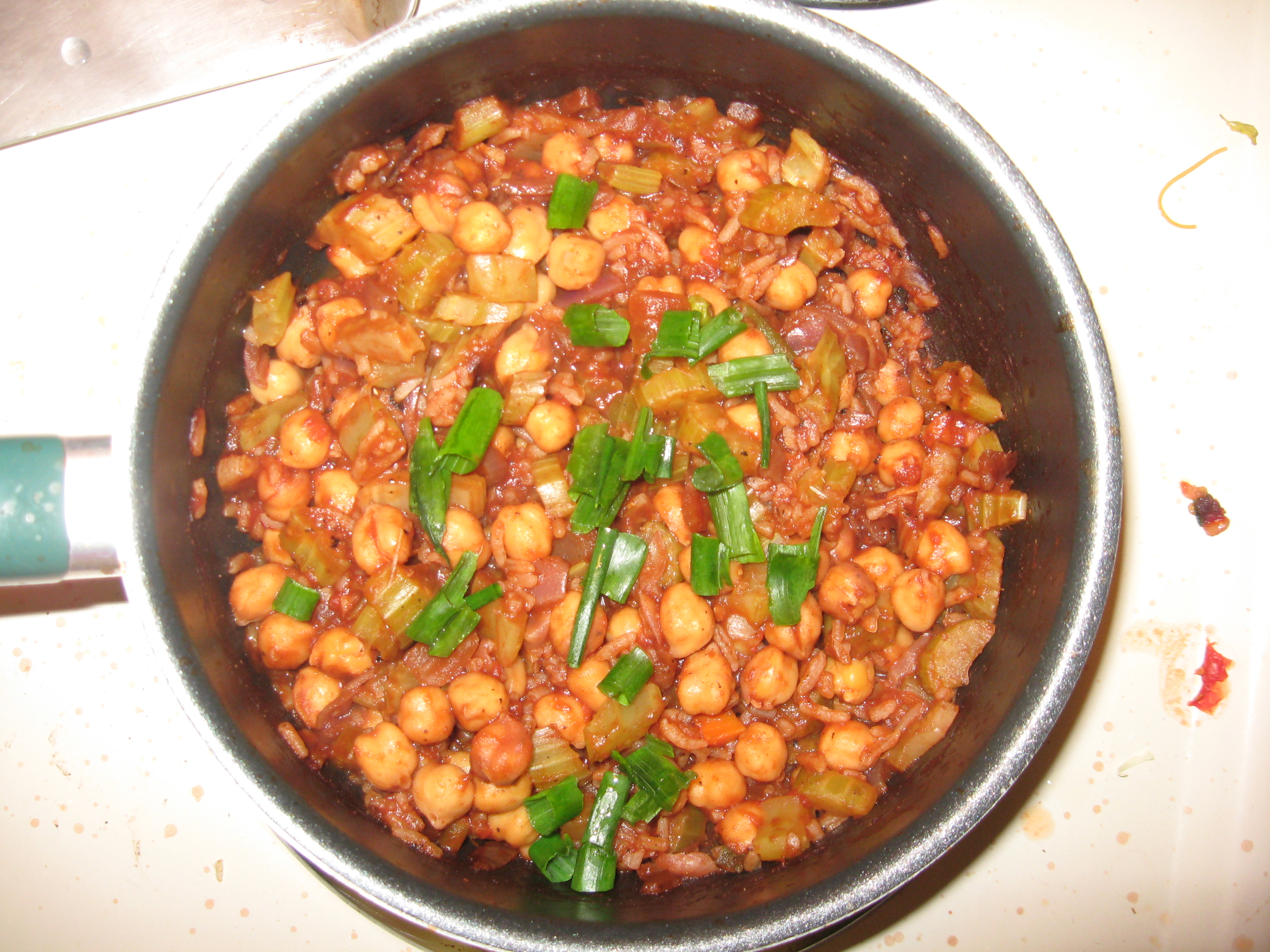 GINGERY CHICKPEAS IN SPICY TOMATO SAUCE