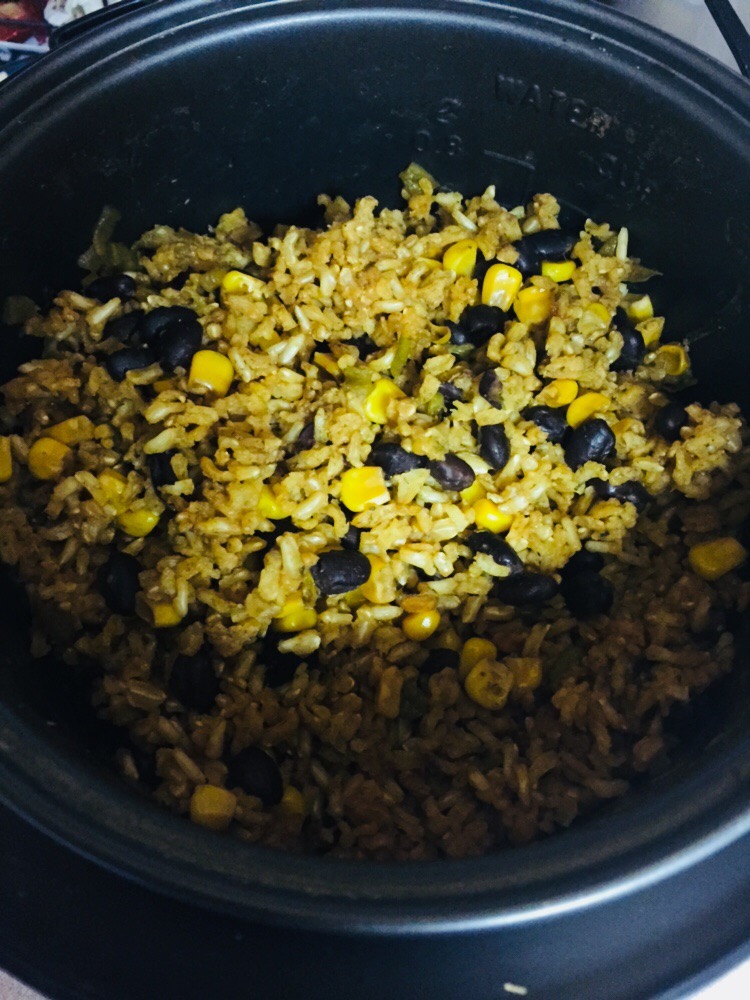 RICE AND BLACK BEANS (RICE COOKER)