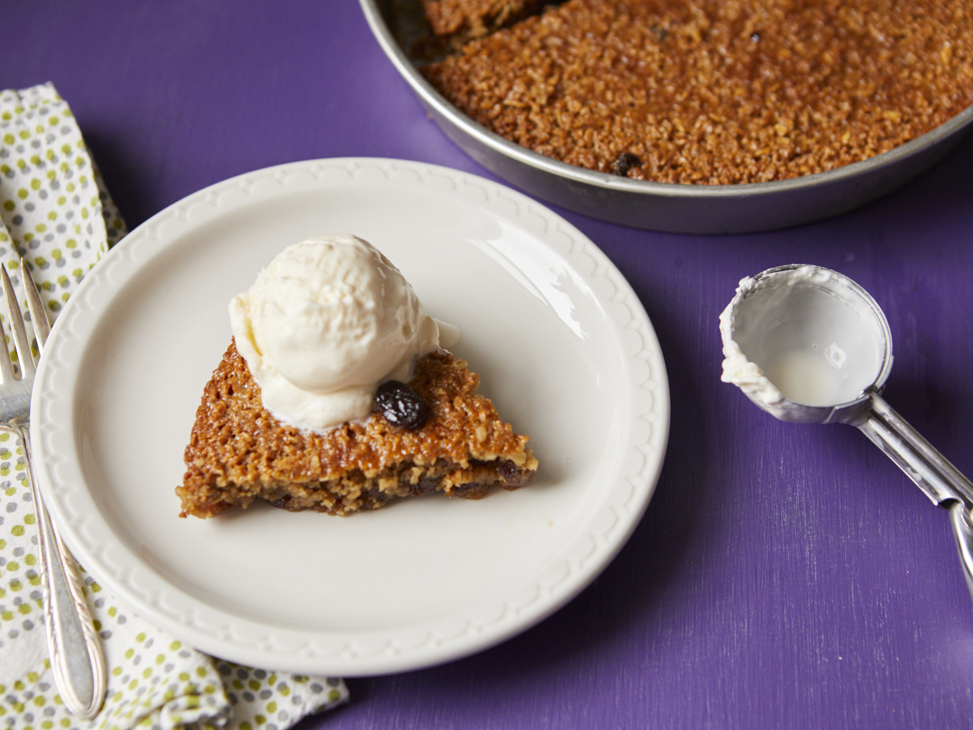 Oatmeal Raisin Cookie Pie