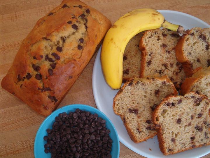 CHOCOLATY PEANUT BUTTER BANANA BREAD