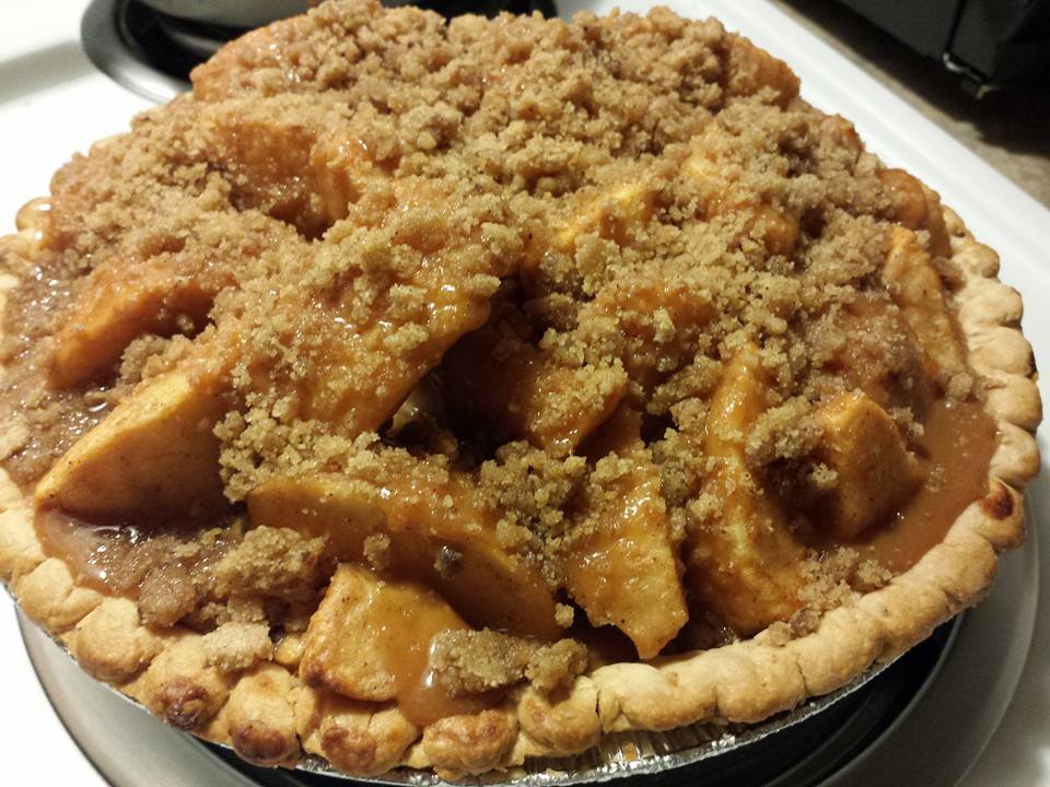 CARAMEL APPLE PIE WITH CRUNCHY CRUMB TOPPING