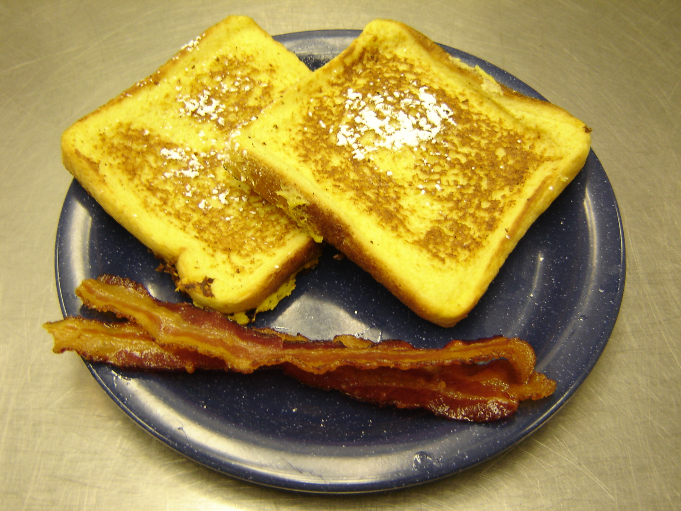 Homemade Cinnamon Raisin Bread French Toast (+ Hamilton Beach