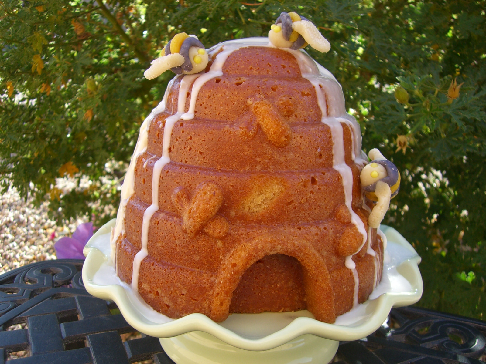 Honey-Lemon Beehive Cake Recipe 