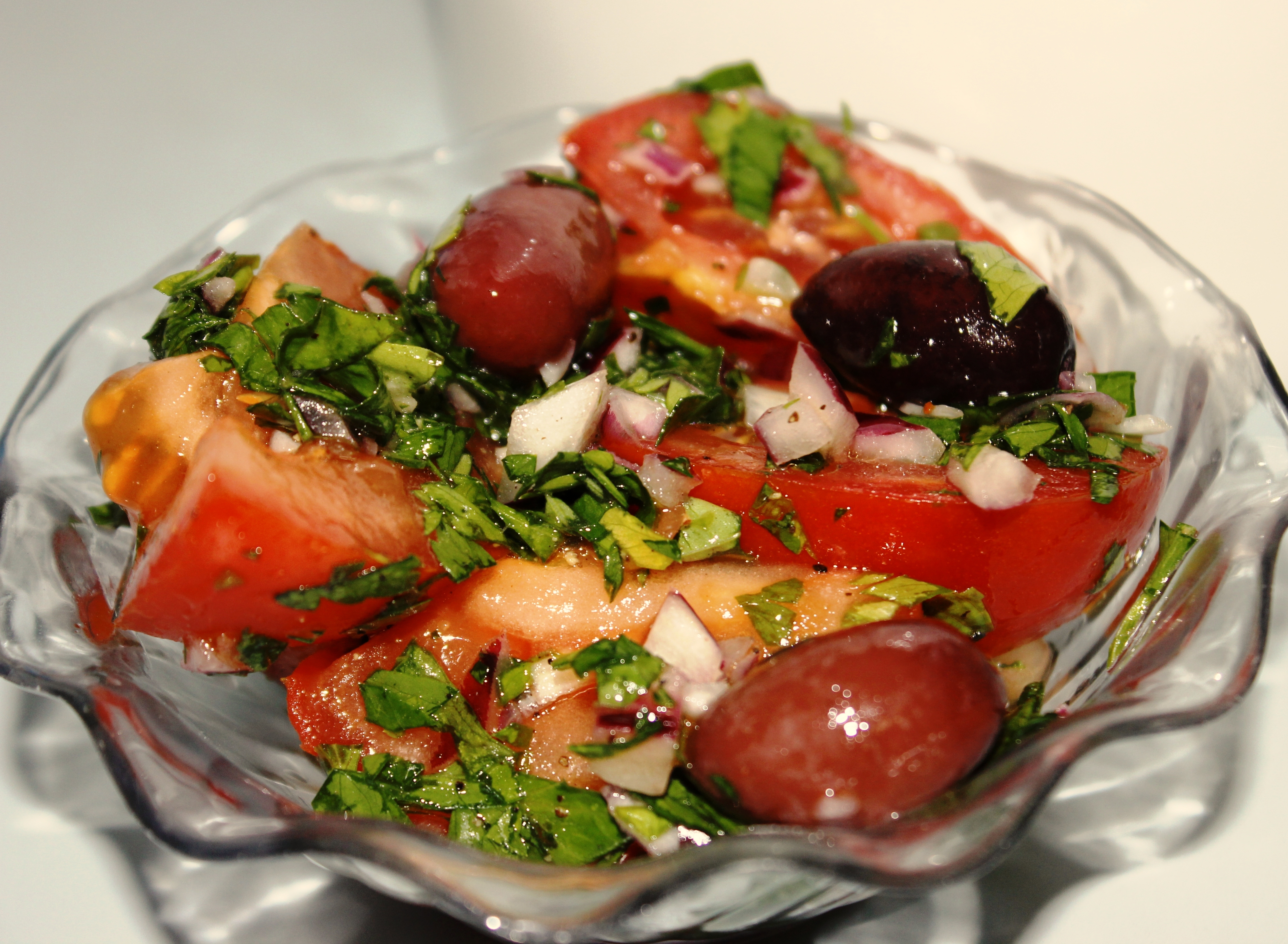 MARINATED TOMATOES FOR YOUR SALAD (OR AS A SIDE DISH!)