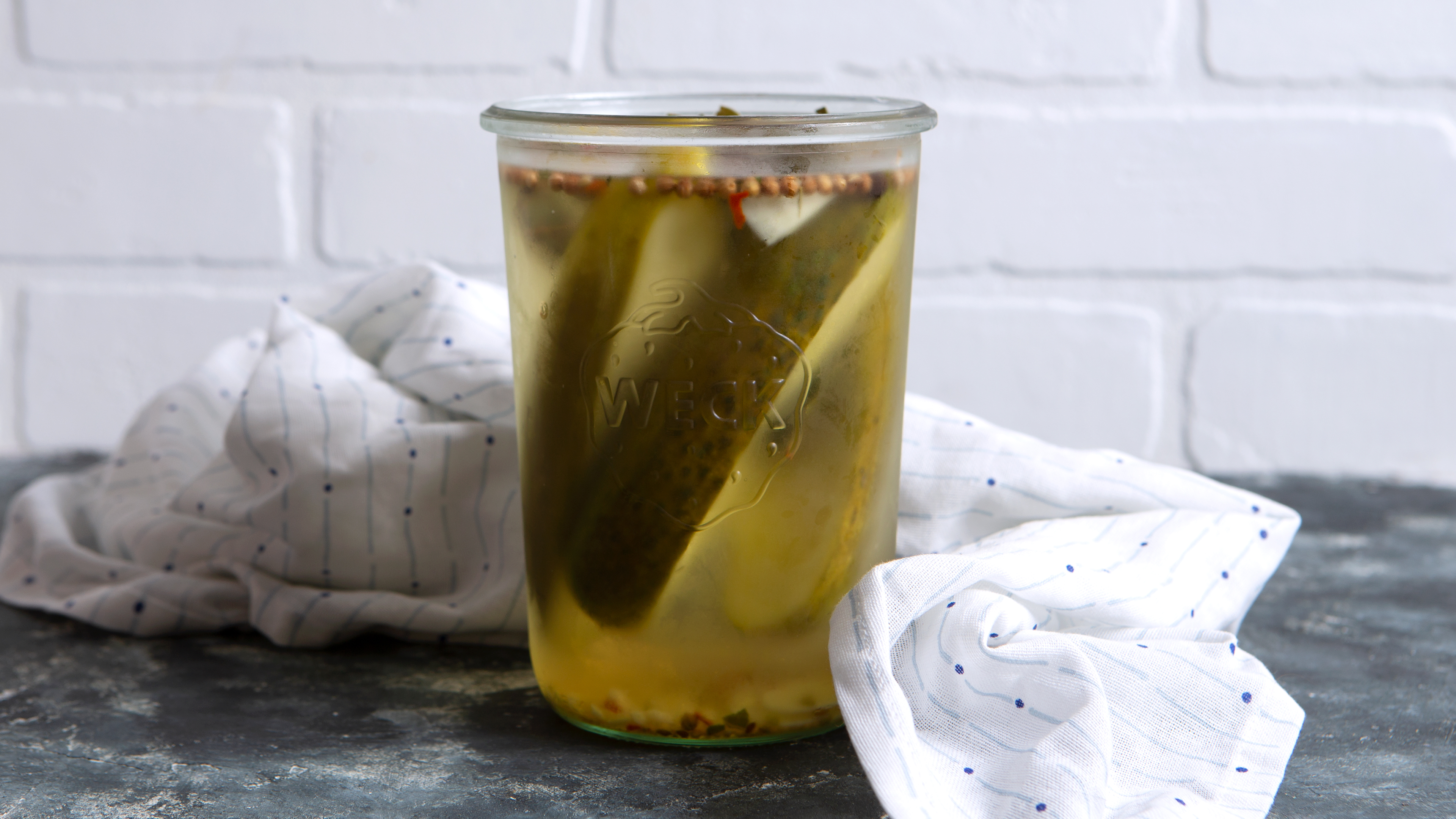 REFRIGERATOR KOSHER DILL PICKLES