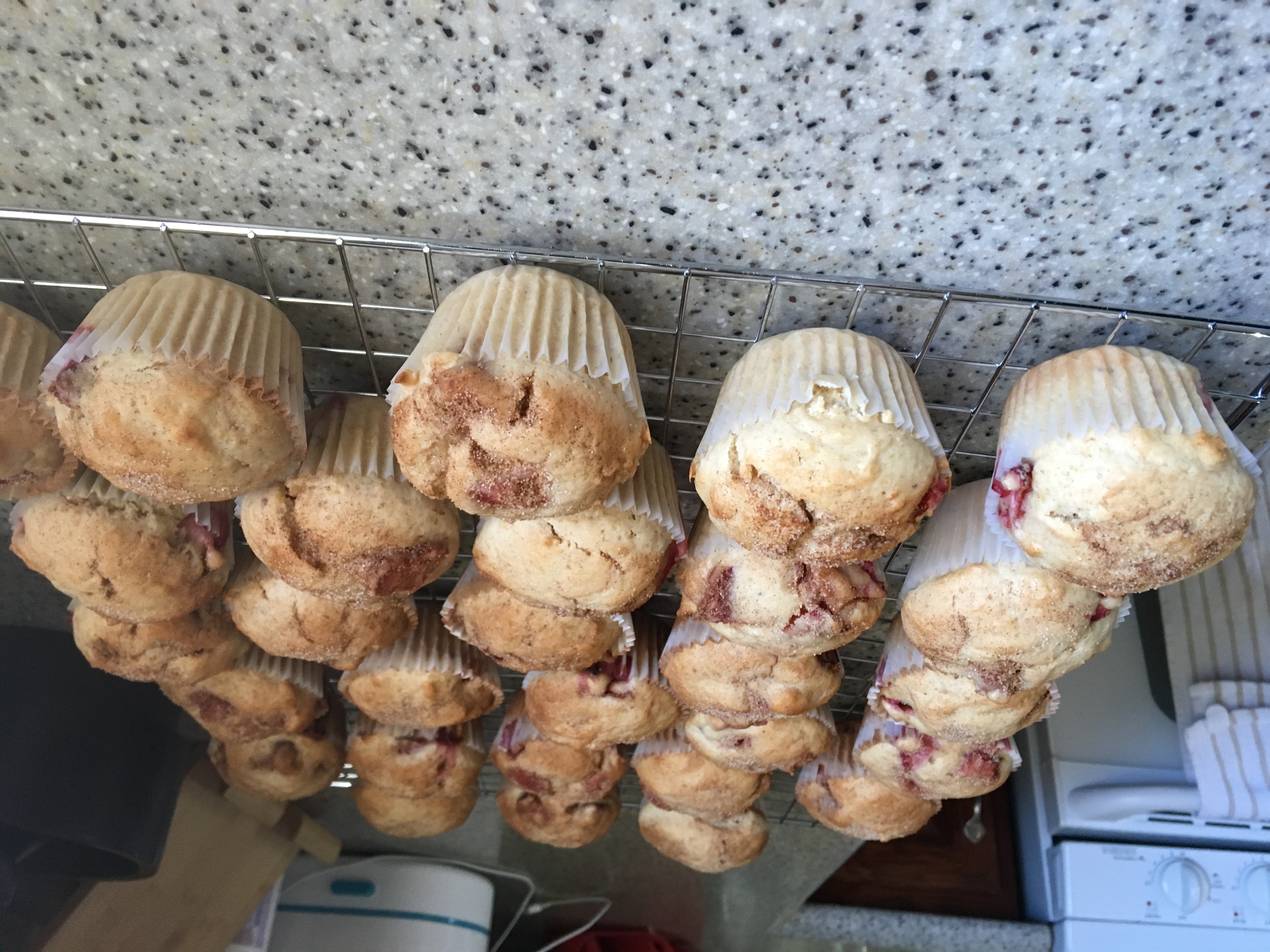 STRAWBERRY BUTTERMILK MUFFINS