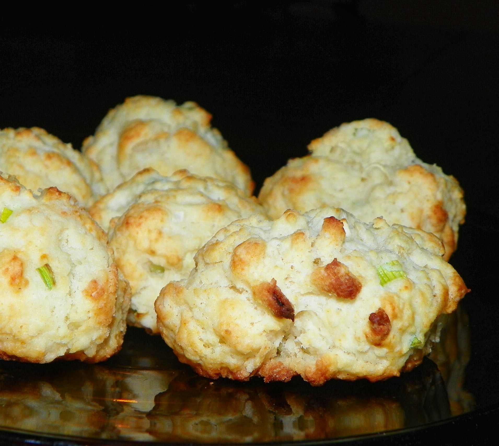 ✭ Healty MELISSA'S DROP BISCUITS WITH GREEN ONIONS