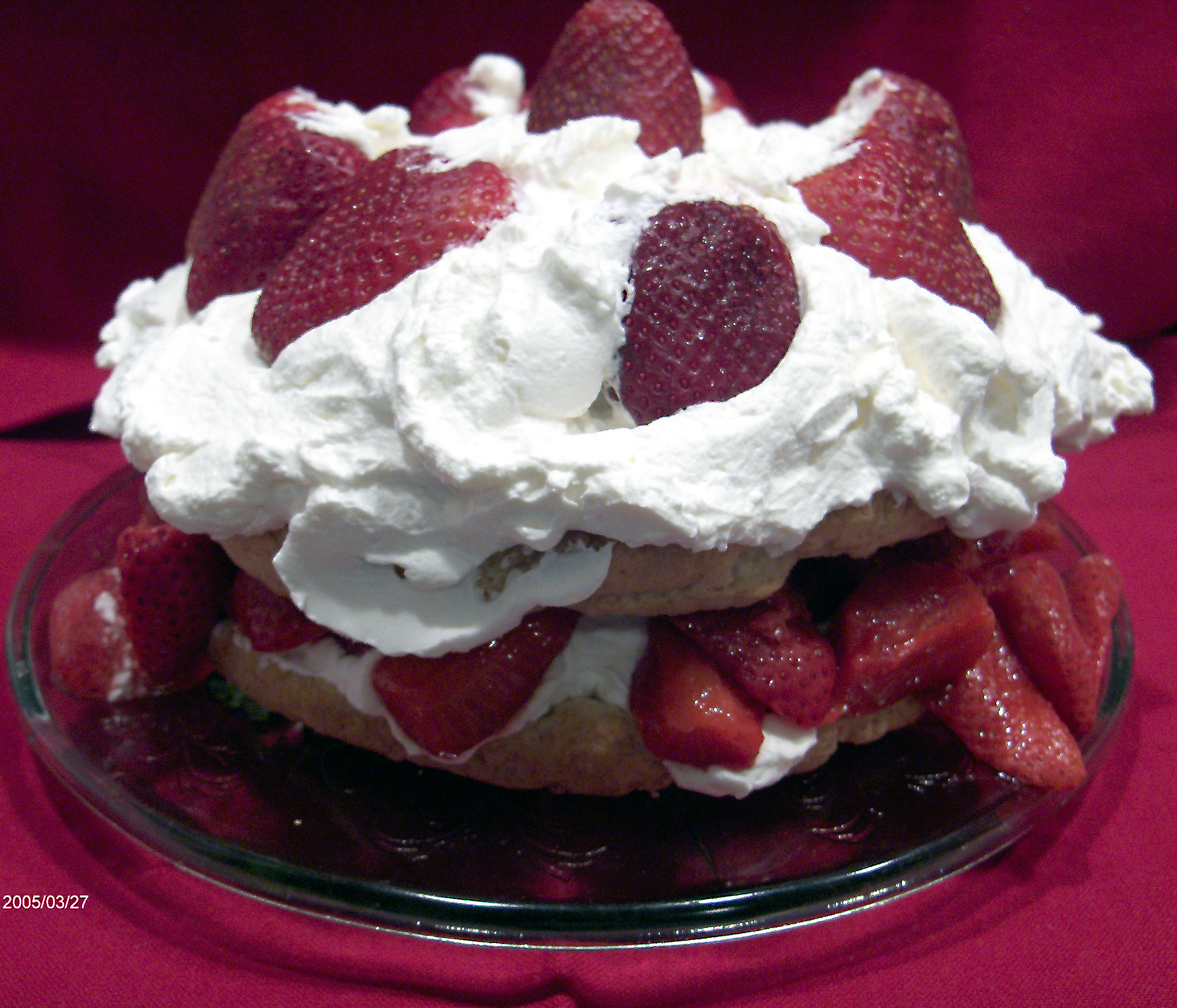 OLD FASHIONED STRAWBERRY SHORTCAKE WITH SWEETENED FLAVOURED WHIPPED CREAM