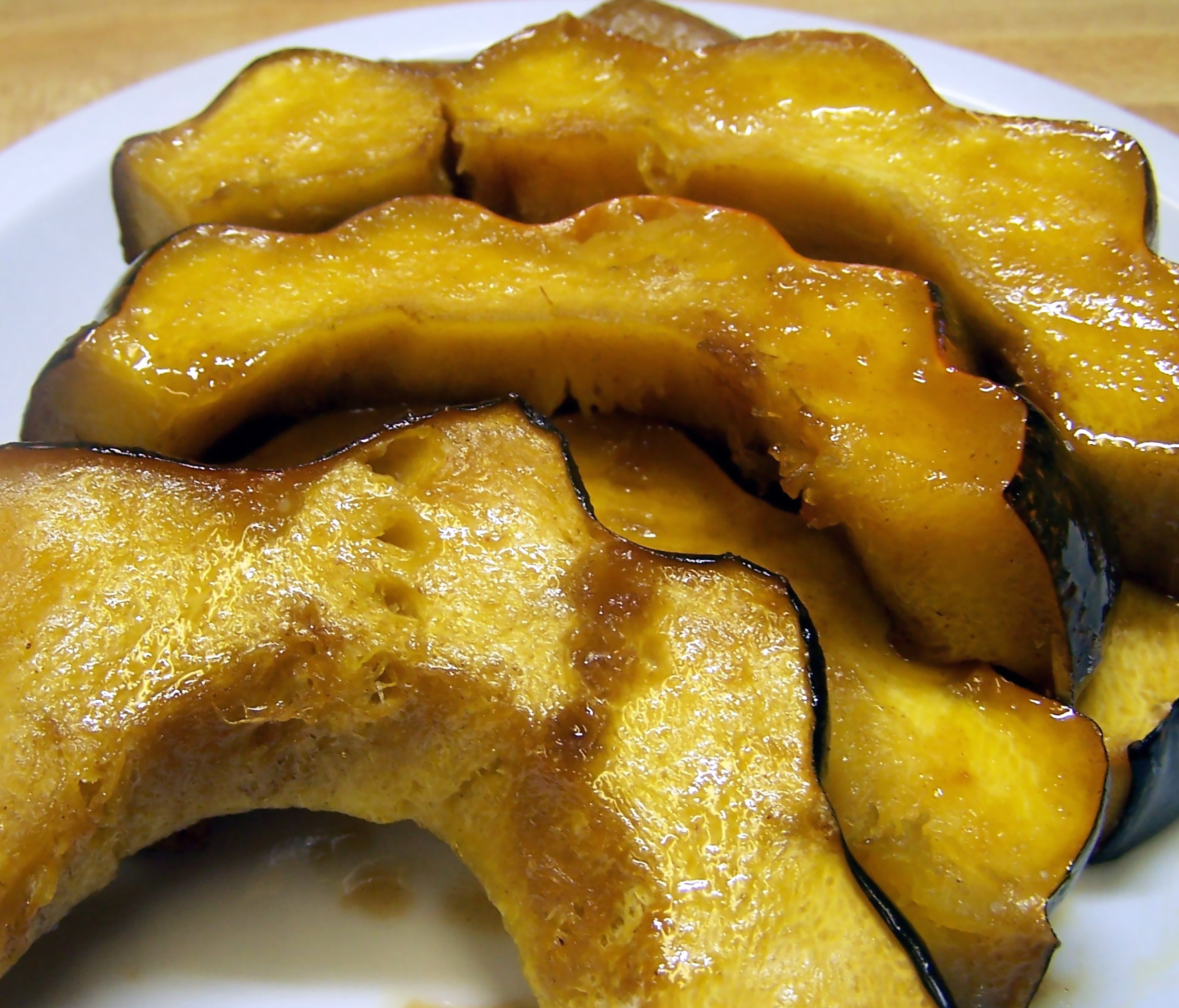 ★ Easy CANDIED ACORN SQUASH