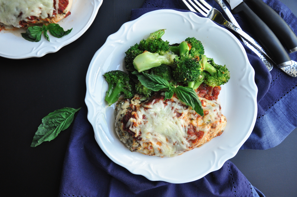 EASY BAKED CHICKEN PARMESAN (NO BREADING)