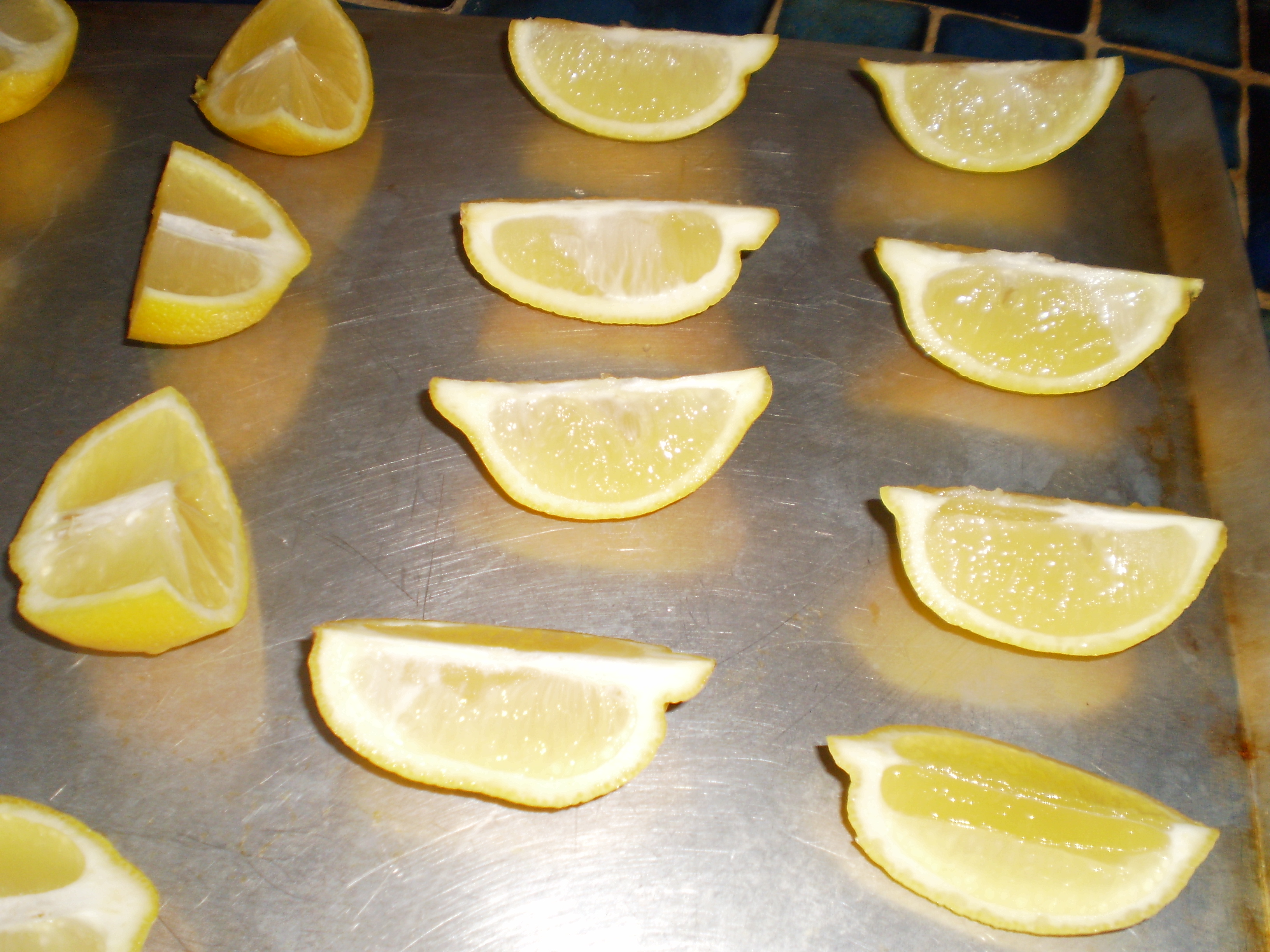 HOW TO FREEZE LEMONS OR LIMES