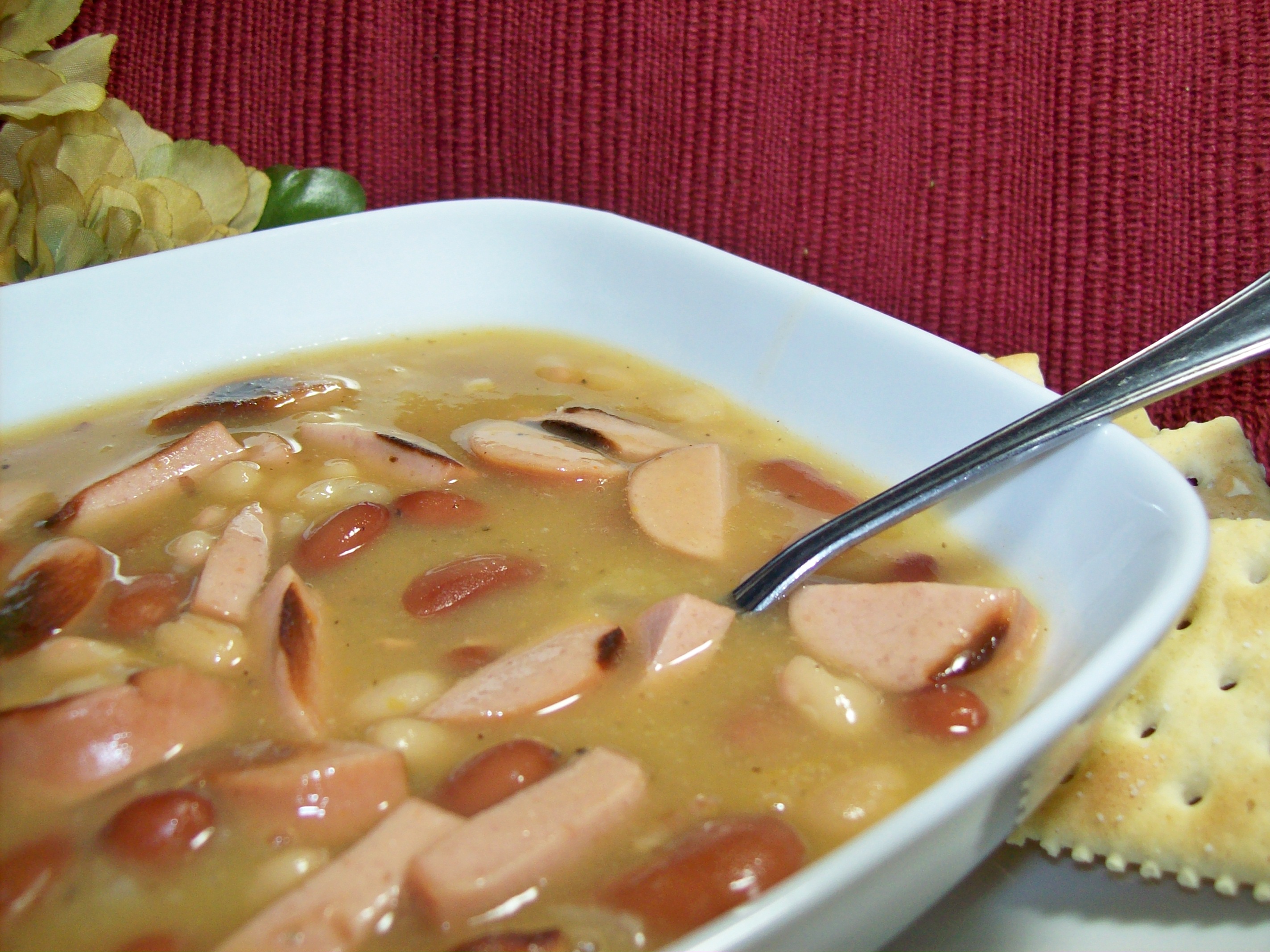 Sopa de Salchicha con Papa (Hot-Dog Link and Potato Soup